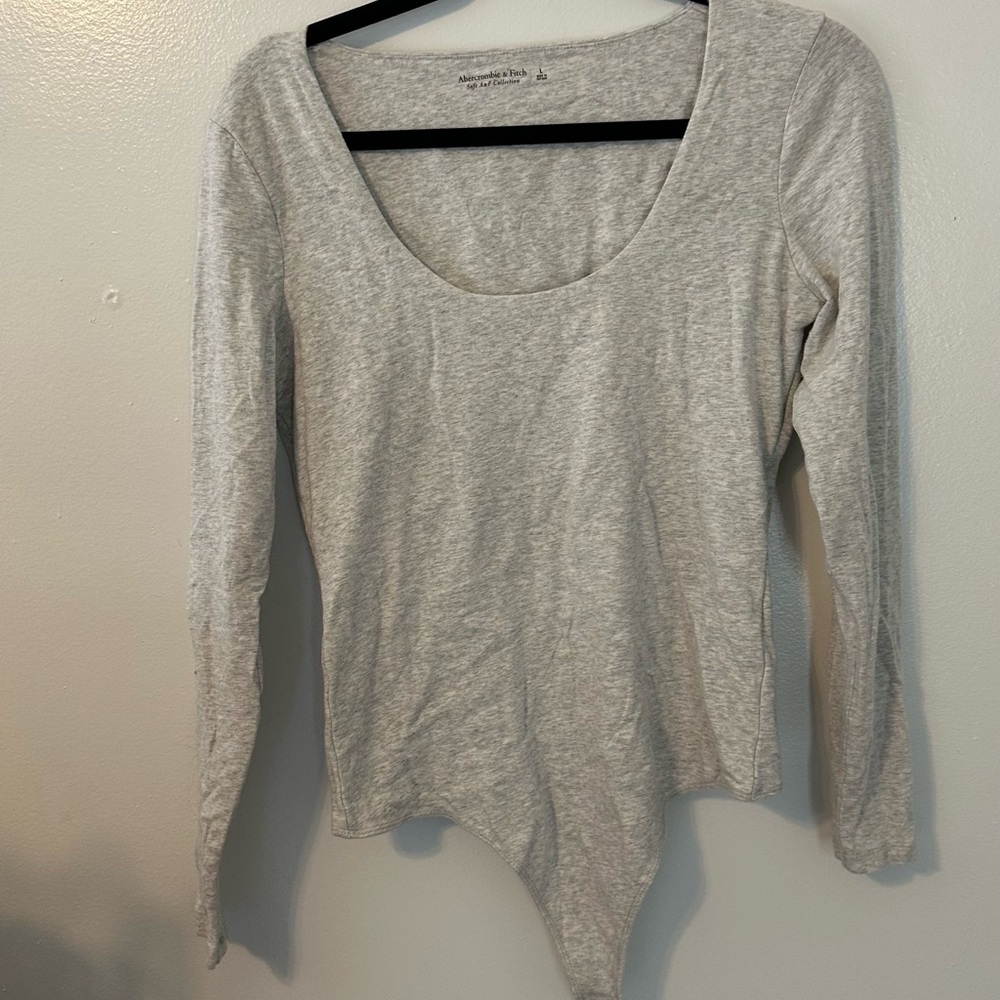 Abercrombie & Fitch Light Gray Long Sleeve Bodysuit